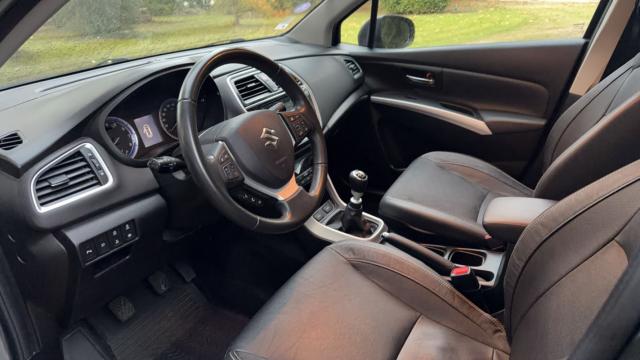 Suzuki Sx4 S-Cross image 6