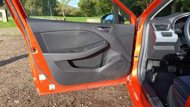 Renault Clio image 7