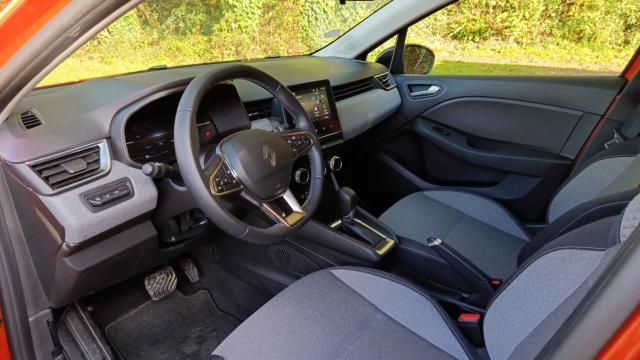 Renault Clio image 1