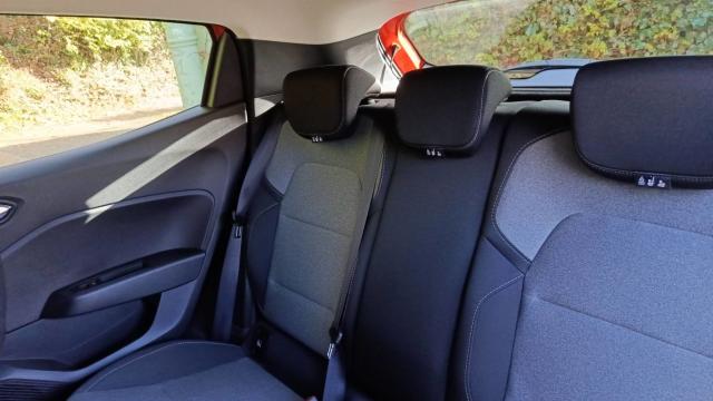 Renault Clio image 8