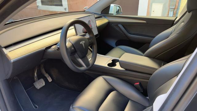 Tesla Model Y image 2