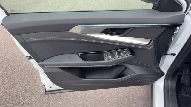 Renault Austral image 8