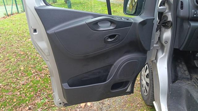 Renault Trafic image 4