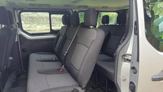 Renault Trafic image 2