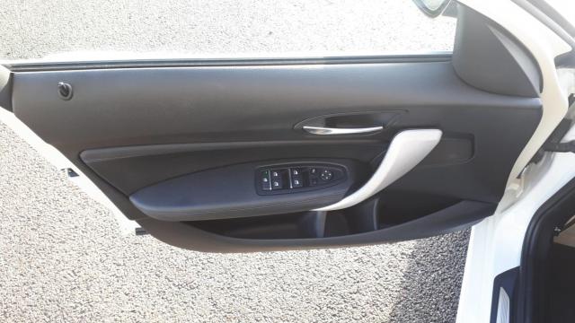 Bmw Série 1 image 1