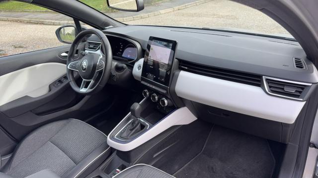 Renault Clio image 2