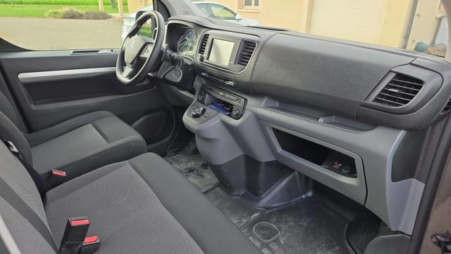 Citroen Jumpy image 9