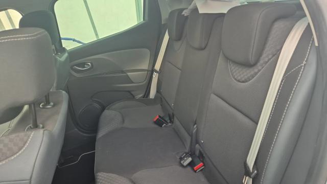 Renault Clio image 6