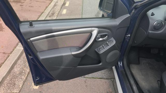 Dacia Duster image 2