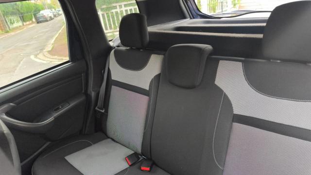 Dacia Duster image 9