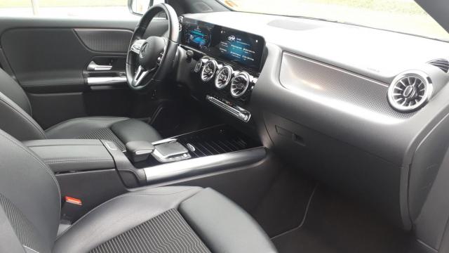 Mercedes Benz Eqa image 8