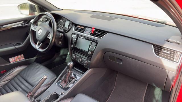 Skoda Octavia image 7
