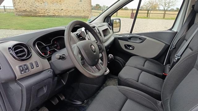 Renault Trafic image 5