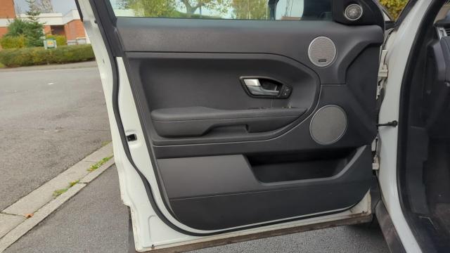 Land Rover Range Rover Evoque image 8