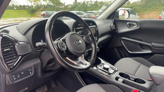 Kia E-Soul image 8