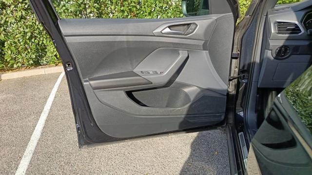 Volkswagen T-Cross image 8