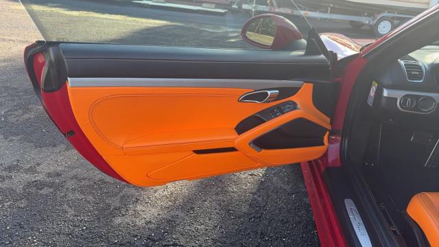 Porsche Cayman image 5