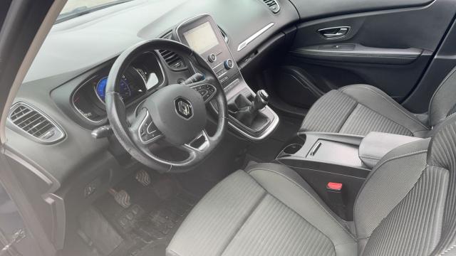 Renault Scénic image 4