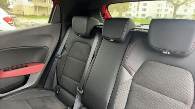 Renault Clio image 8