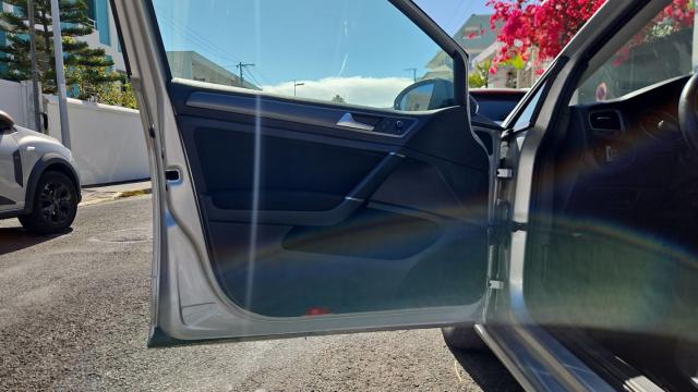 Volkswagen Golf image 2