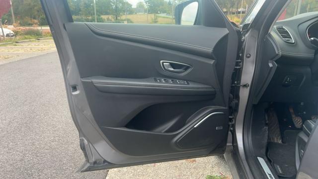 Renault Grand Scénic image 9