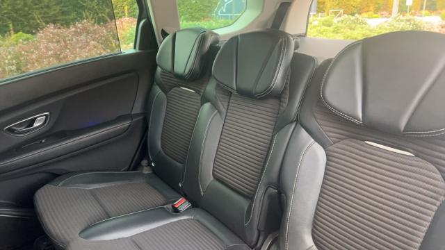 Renault Grand Scénic image 8