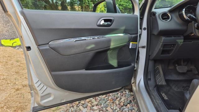 Peugeot 3008 image 1