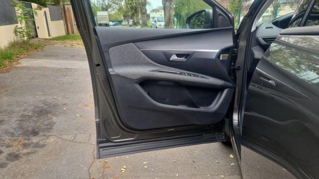 Peugeot 3008 image 6