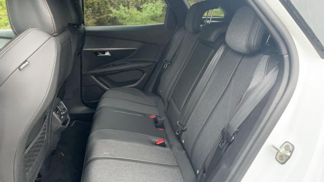 Peugeot 3008 image 6