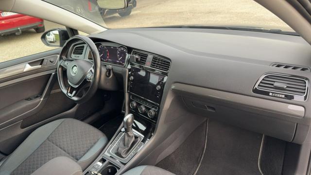 Volkswagen Golf image 5