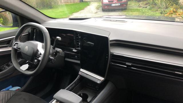 Renault Rafale image 9