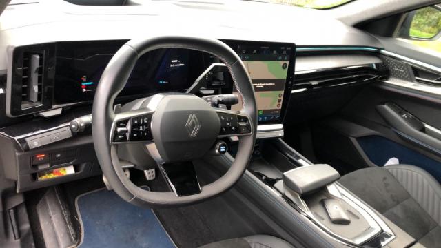 Renault Rafale image 2