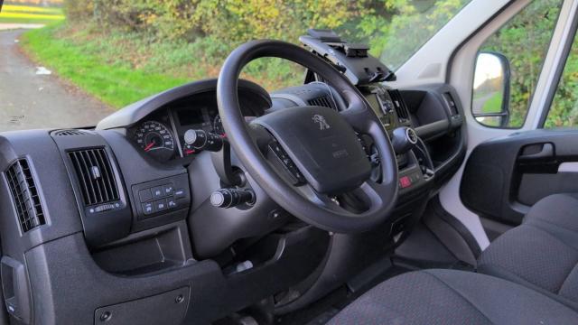 Peugeot Boxer image 9