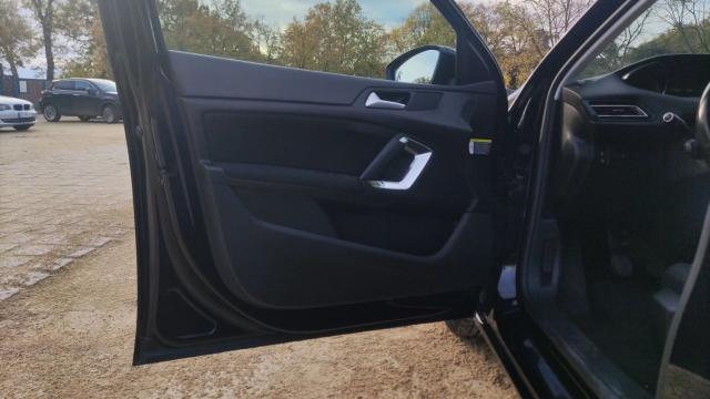 Peugeot 308 image 7