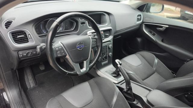 Volvo V40 image 6