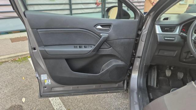 Renault Captur image 5