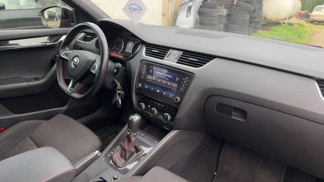Skoda Octavia image 8
