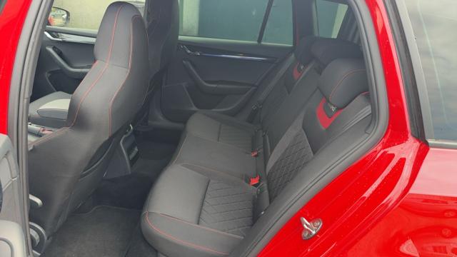 Skoda Octavia image 9
