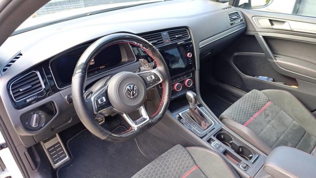 Volkswagen Golf image 6