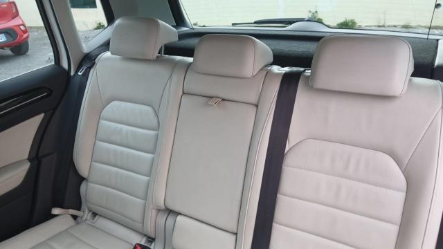 Volkswagen Golf Sportsvan image 6