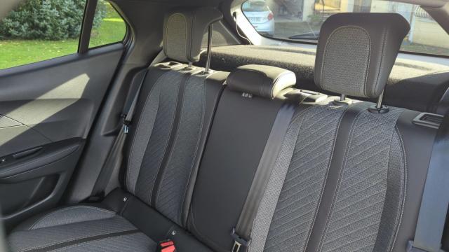 Peugeot 2008 image 6