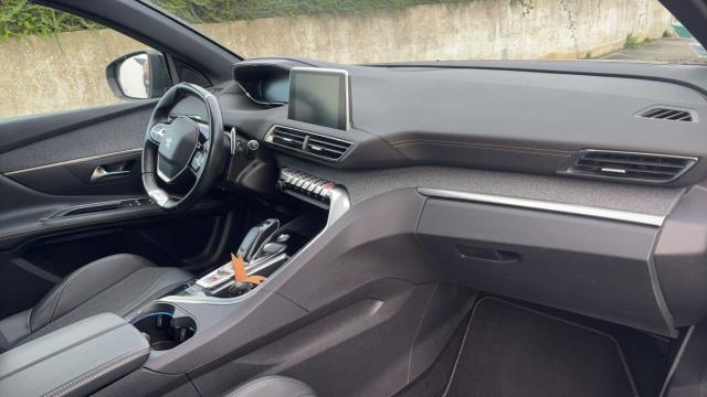 Peugeot 3008 image 8
