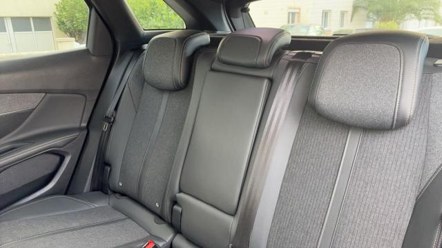 Peugeot 3008 image 1