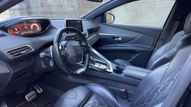Peugeot 5008 image 8