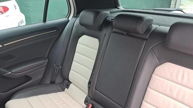 Volkswagen Golf image 5