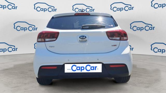 Kia Rio image 4