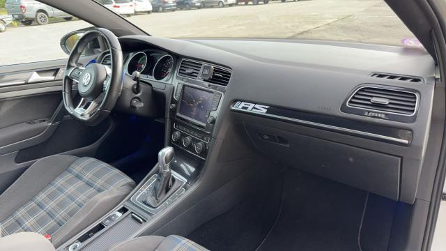 Volkswagen Golf image 5