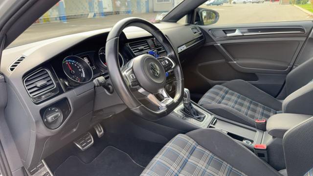 Volkswagen Golf image 7