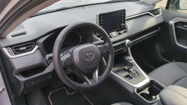 Toyota Rav4 image 9