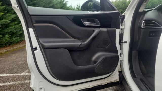 Jaguar F-Pace image 7